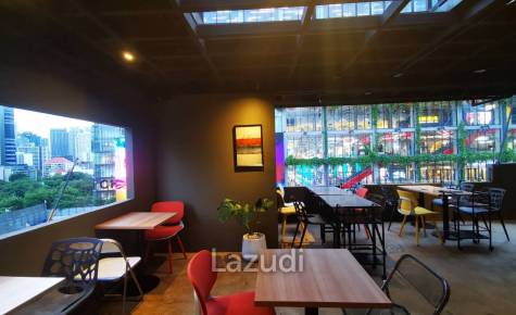🍸 Cozy Rooftop Restaurant for Rent – Phrom Phong (Opp. EmSphere)