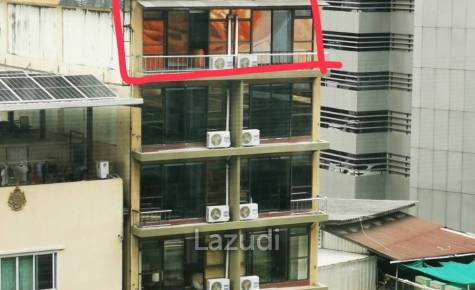 🍸 Cozy Rooftop Restaurant for Rent – Phrom Phong (Opp. EmSphere)