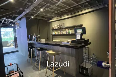 🍸 Cozy Rooftop Restaurant for Rent – Phrom Phong (Opp. EmSphere)