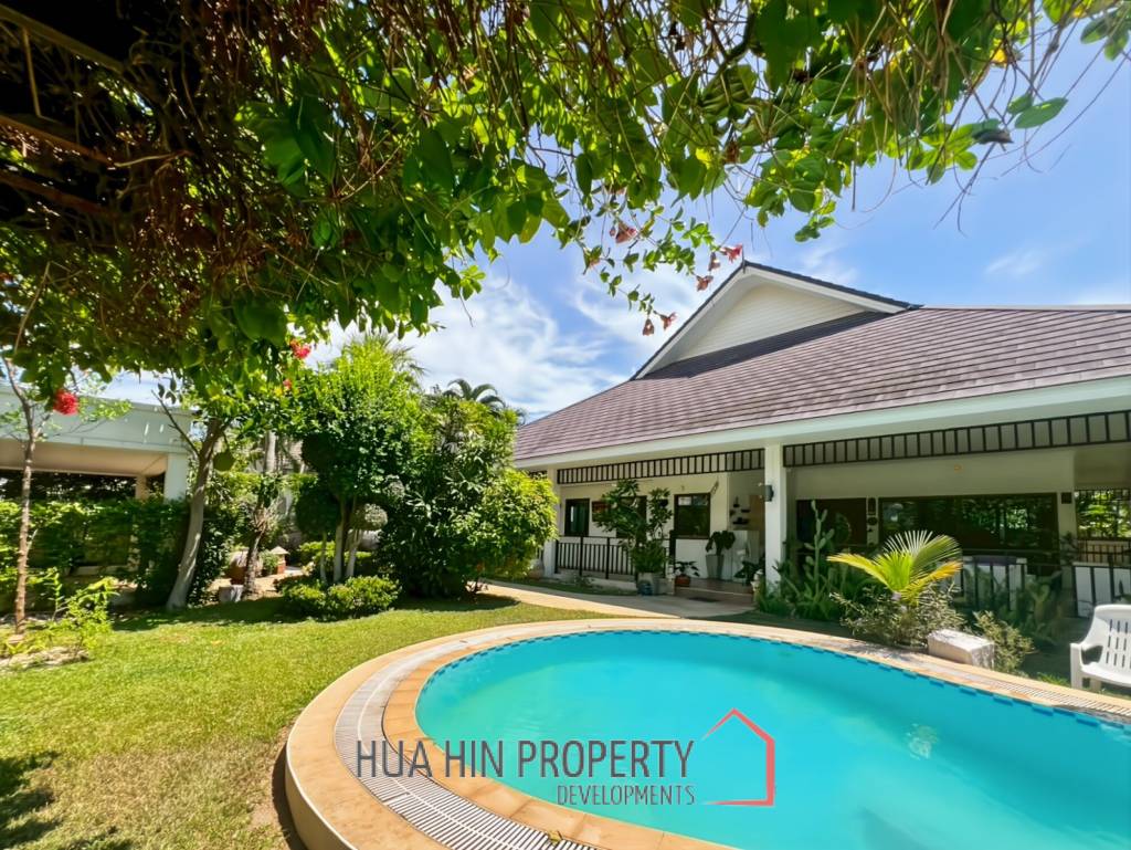 For Sale: Exclusive 5-Bed Garden Estate Featuring Private Pool in The Heights II, Khao Tao