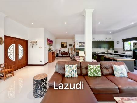 For Sale: Exclusive 5-Bed Garden Estate Featuring Private Pool in The Heights II, Khao Tao