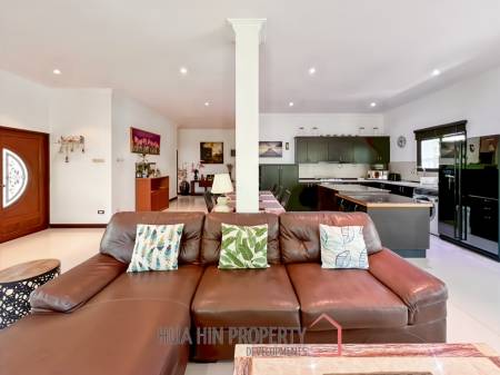 For Sale: Exclusive 5-Bed Garden Estate Featuring Private Pool in The Heights II, Khao Tao