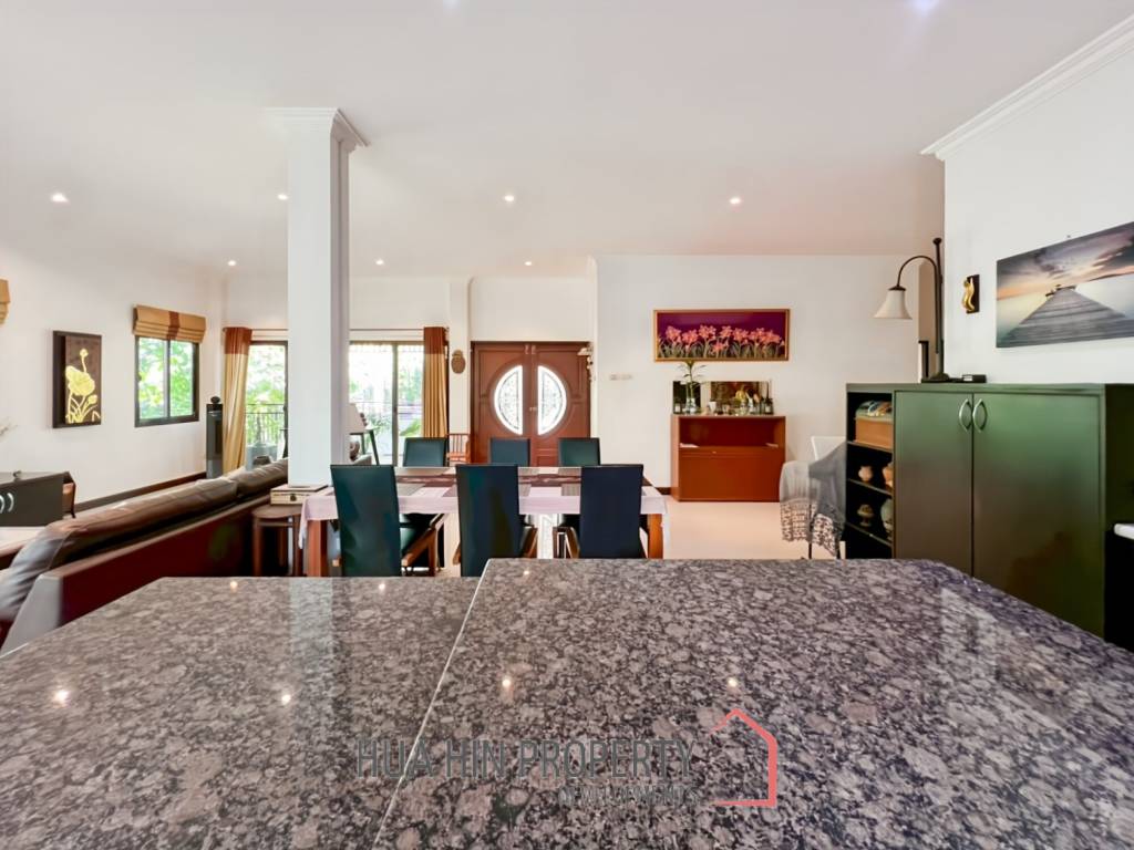 For Sale: Exclusive 5-Bed Garden Estate Featuring Private Pool in The Heights II, Khao Tao