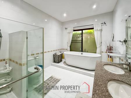 For Sale: Exclusive 5-Bed Garden Estate Featuring Private Pool in The Heights II, Khao Tao
