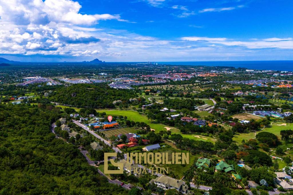ปาล์มฮิลล์กอล์ฟคลับคอมเพล็กซ์ / ชะอำ : วิลล่าหรู 4 ห้องนอนบนที่ดินขนาด 1,250 ตร.ม.