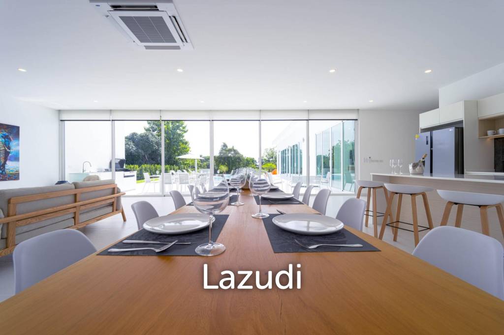 Luxurious 4-Bed Villa on 1,250 sqm Land in Palm Hills Golf Club, Hua Hin