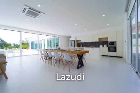 Luxurious 4-Bed Villa on 1,250 sqm Land in Palm Hills Golf Club, Hua Hin