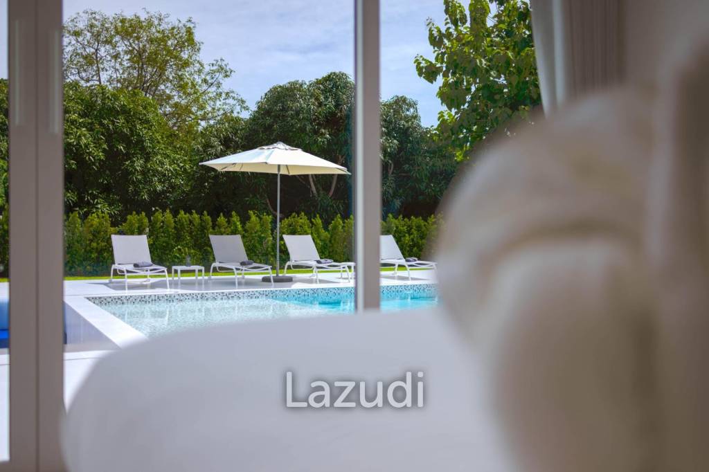 Luxurious 4-Bed Villa on 1,250 sqm Land in Palm Hills Golf Club, Hua Hin