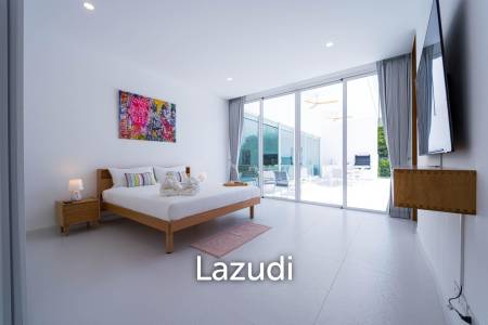 Luxurious 4-Bed Villa on 1,250 sqm Land in Palm Hills Golf Club, Hua Hin