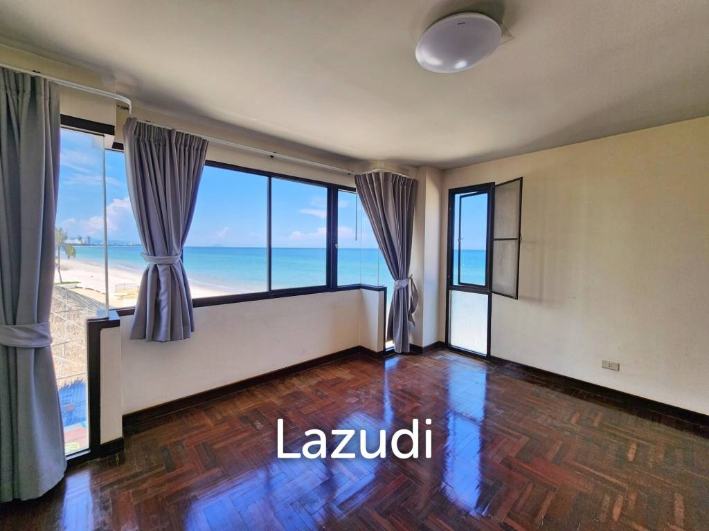 Exclusive Beachfront Townhouse For Sale in Takiab Hua Hin