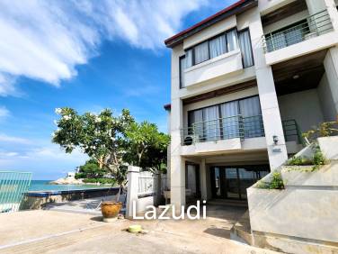 Exclusive Beachfront Townhouse For Sale in Takiab Hua Hin