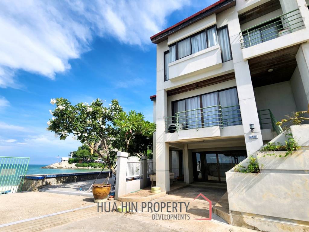 Exclusive Beachfront Townhouse For Sale in Takiab Hua Hin