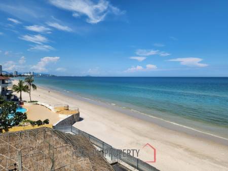 Exclusive Beachfront Townhouse For Sale in Takiab Hua Hin
