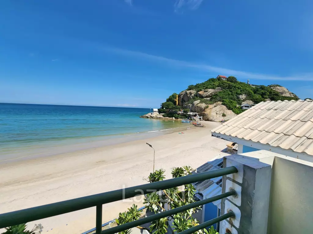 Exclusive Beachfront Townhouse For Sale in Takiab Hua Hin