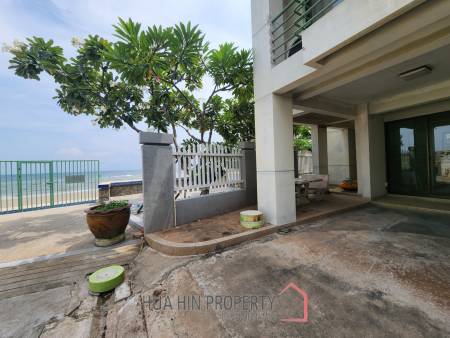 Exclusive Beachfront Townhouse For Sale in Takiab Hua Hin