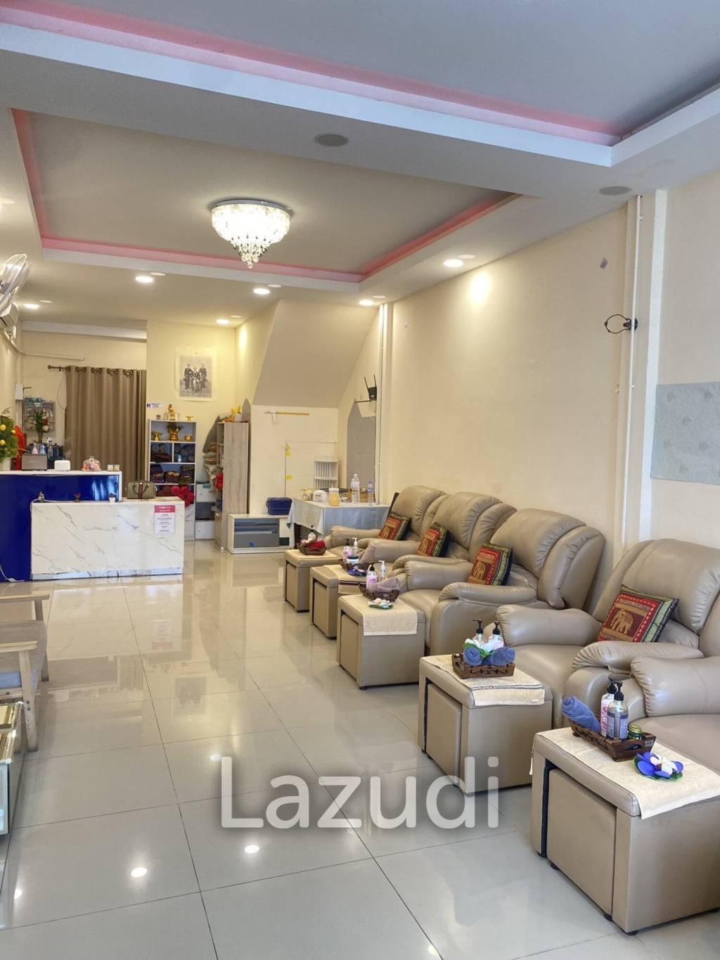 Massage Shop for Sale in Pattaya City Center
