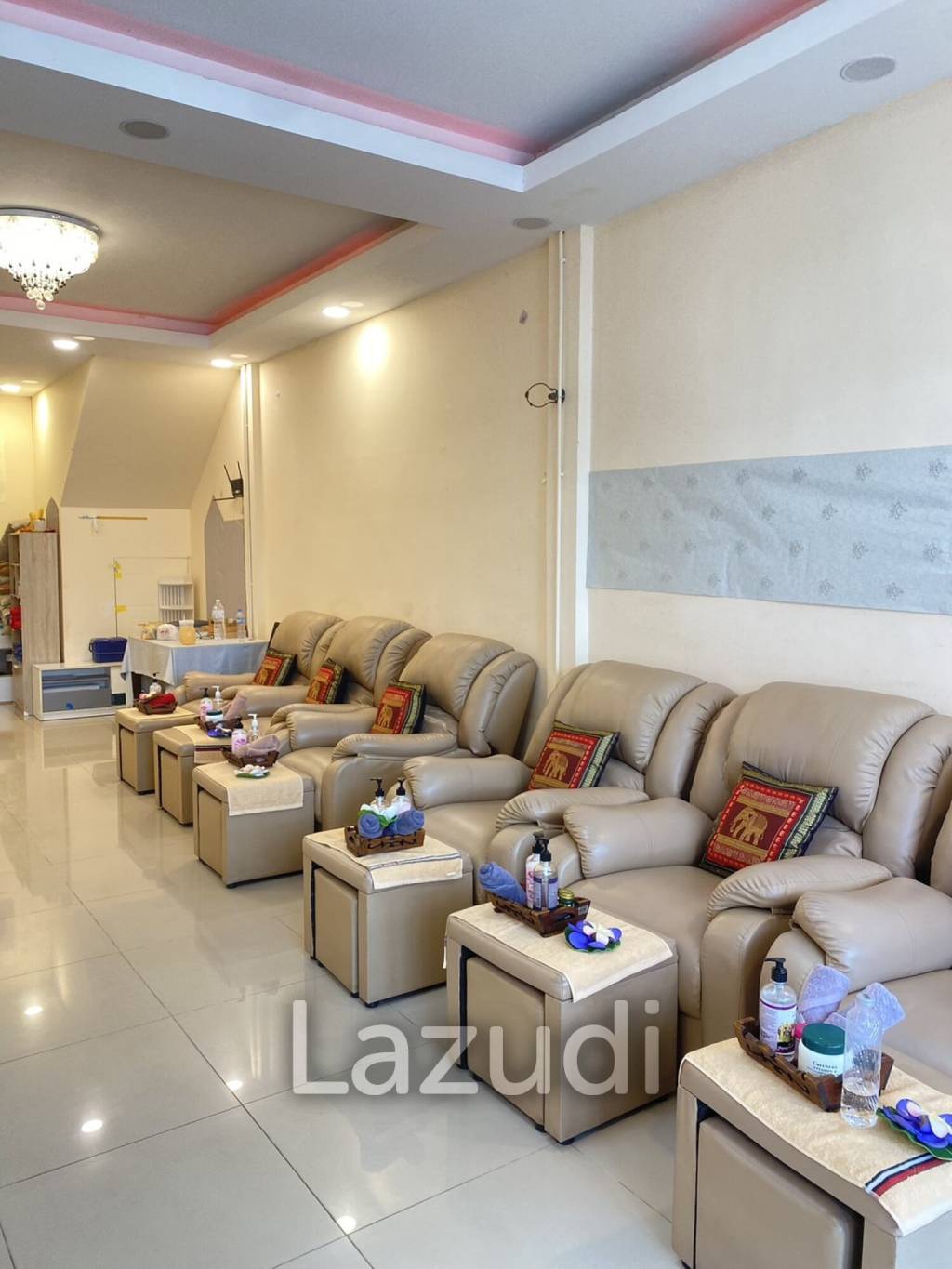 Massage Shop for Sale in Pattaya City Center