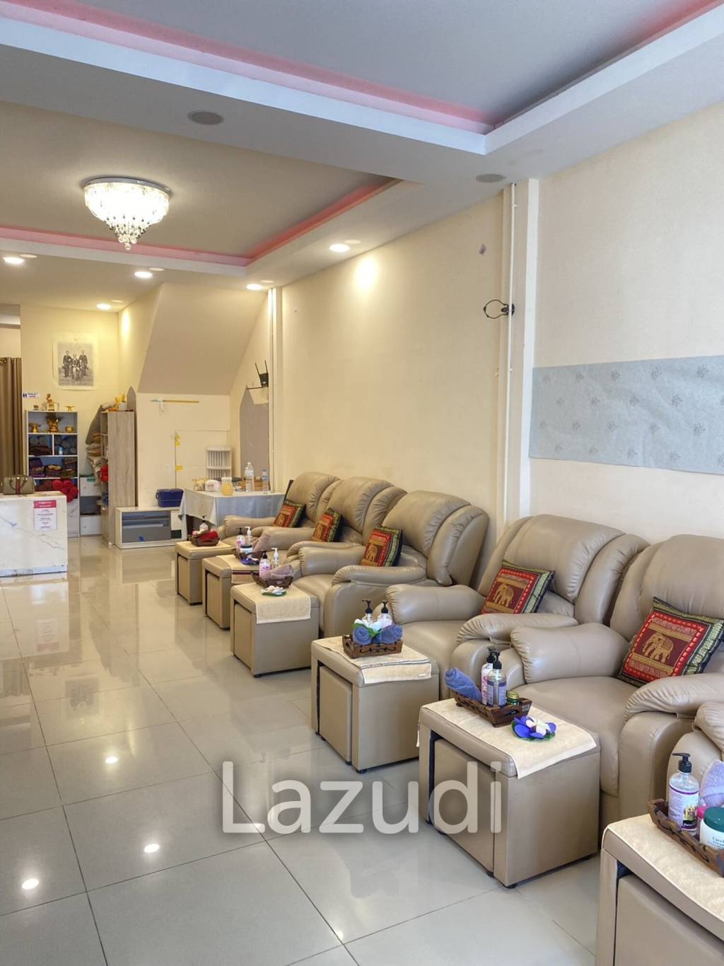Massage Shop for Sale in Pattaya City Center