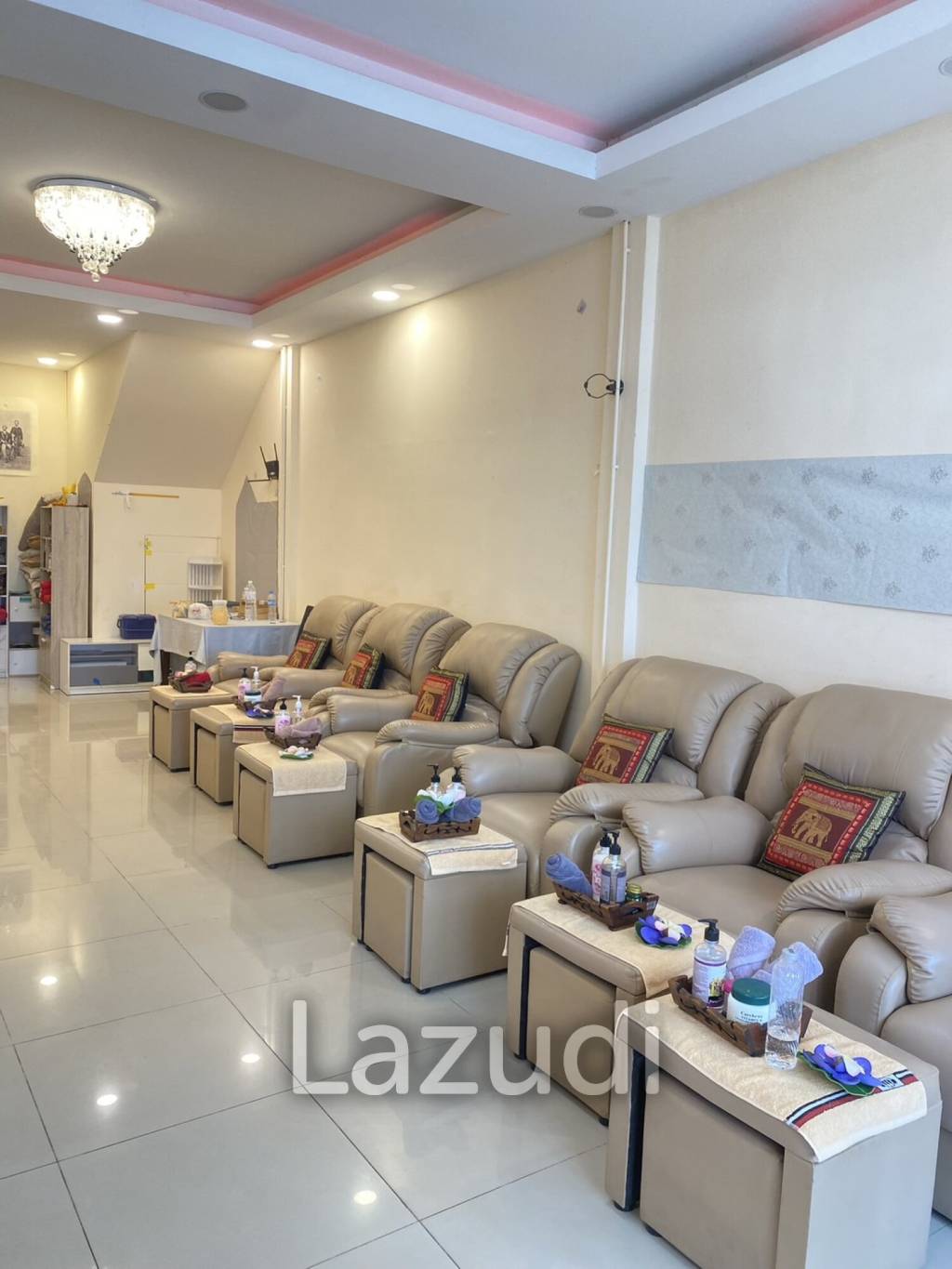 Massage Shop for Sale in Pattaya City Center