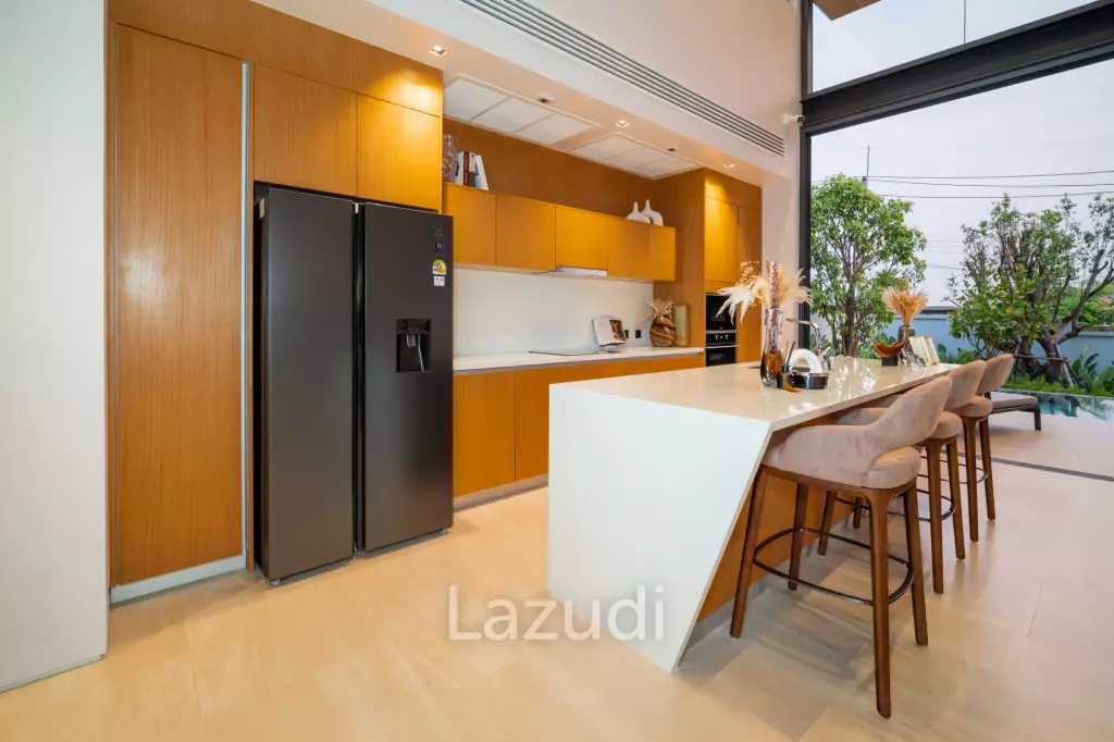 4 Bed 5 Bath 430.90 SQ.M Botanica Chalong Bay