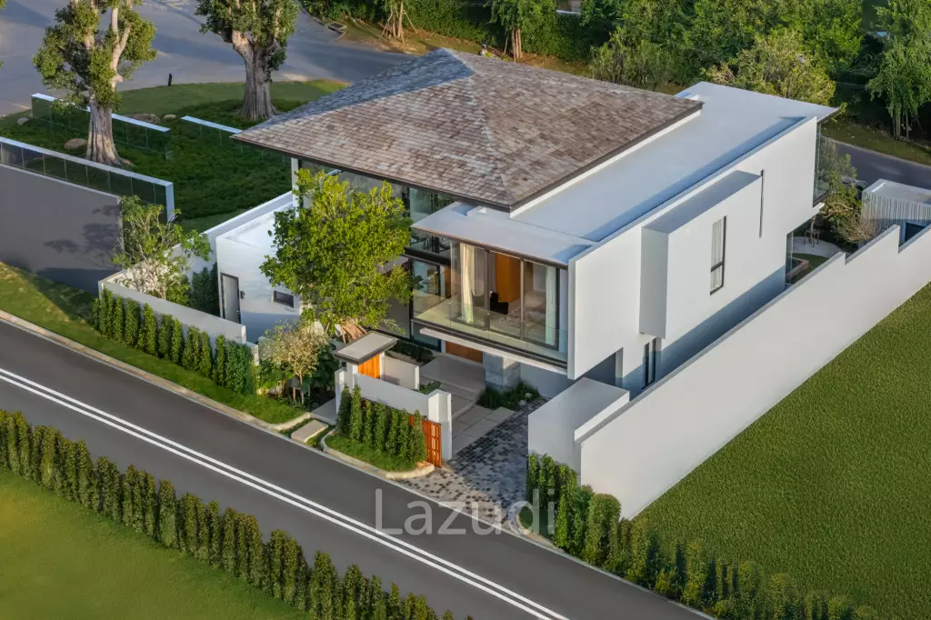 4 Bed 5 Bath 430.90 SQ.M Botanica Chalong Bay