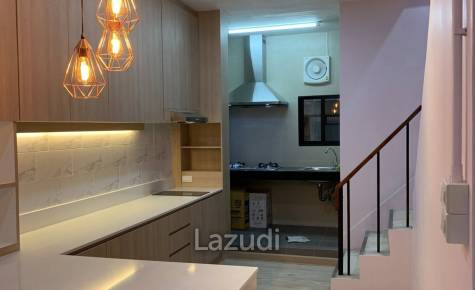 3 Bedroom 3 Bathroom 52 Sq.m Townhouse At Asoke