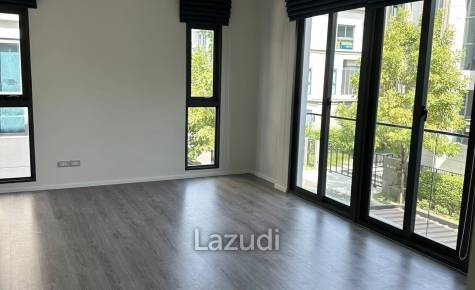 4 Bed 4 Bath 244 Sq.m The SONNE Srinakarindra-Bangna