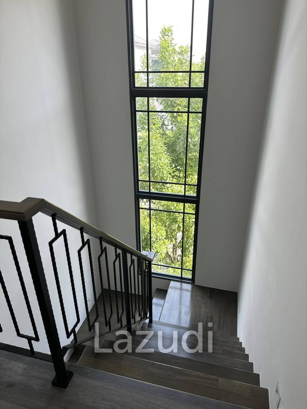 4 Bed 4 Bath 244 Sq.m The SONNE Srinakarindra-Bangna