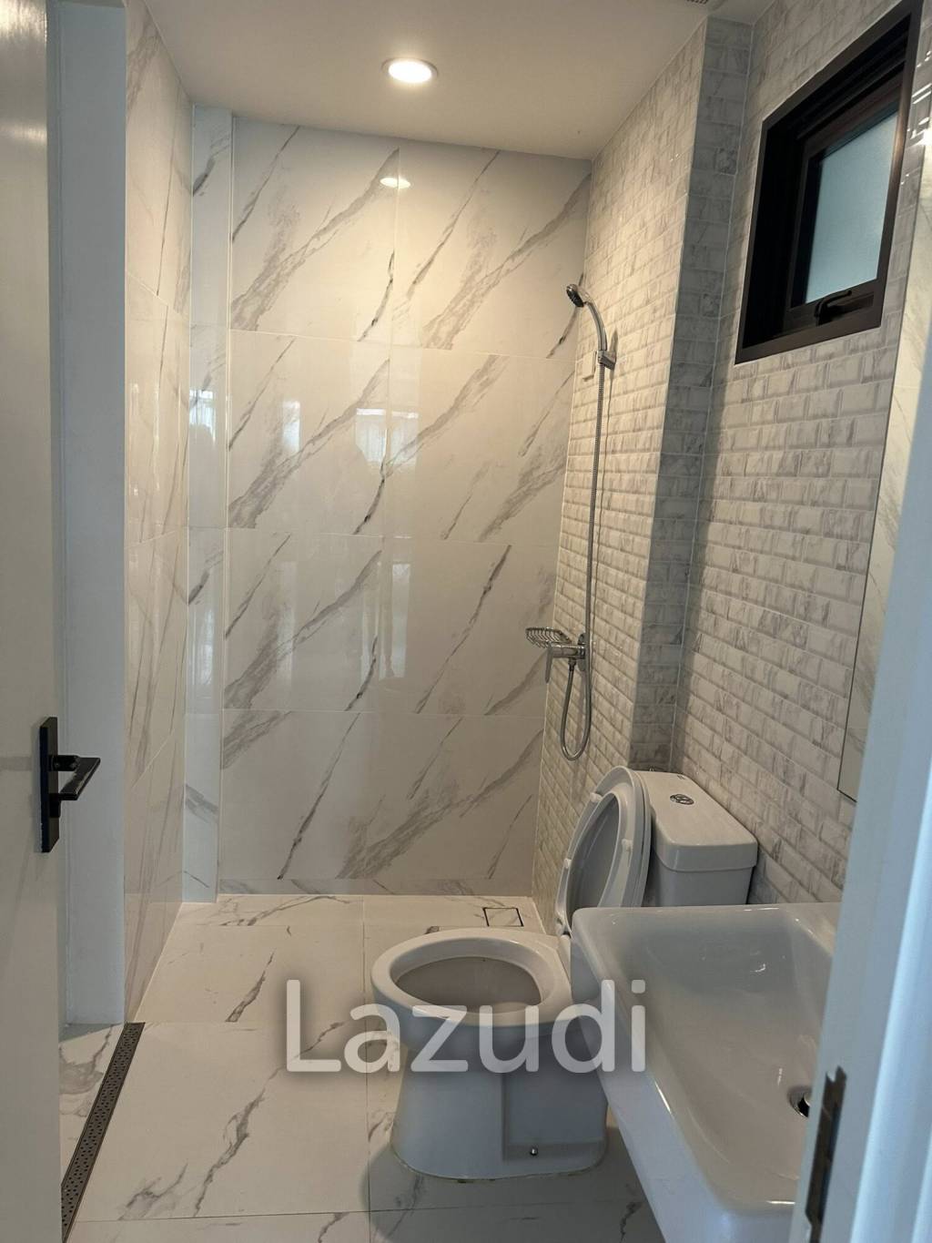 4 Bed 4 Bath 244 Sq.m The SONNE Srinakarindra-Bangna