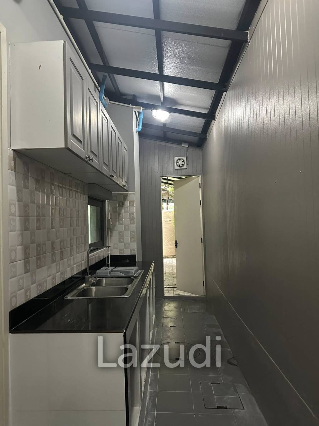 4 Bed 4 Bath 244 Sq.m The SONNE Srinakarindra-Bangna