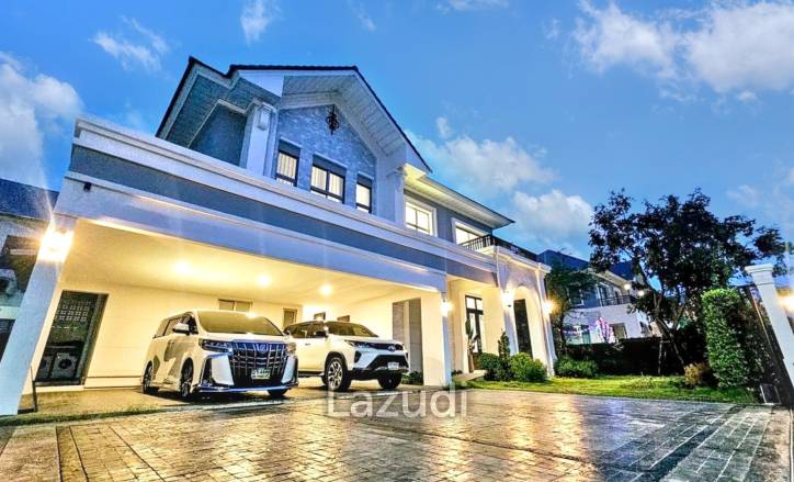 4 Bed 5 Bath 360 SQ.M Perfect Masterpiece Sukhumvit 77