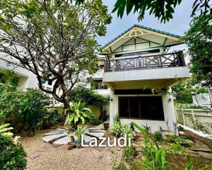 3 Bed 2 Bath House 400 SQ.M. in Yen Akart, Bangkok