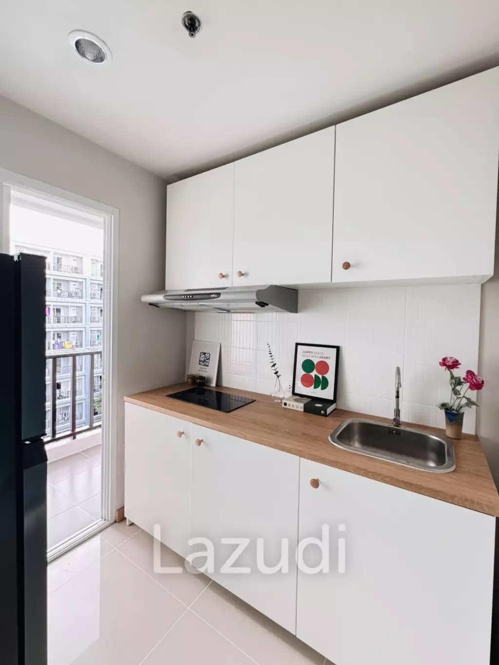 Renovated 1 Bedroom 32 SQ.M The View Condo For Sale