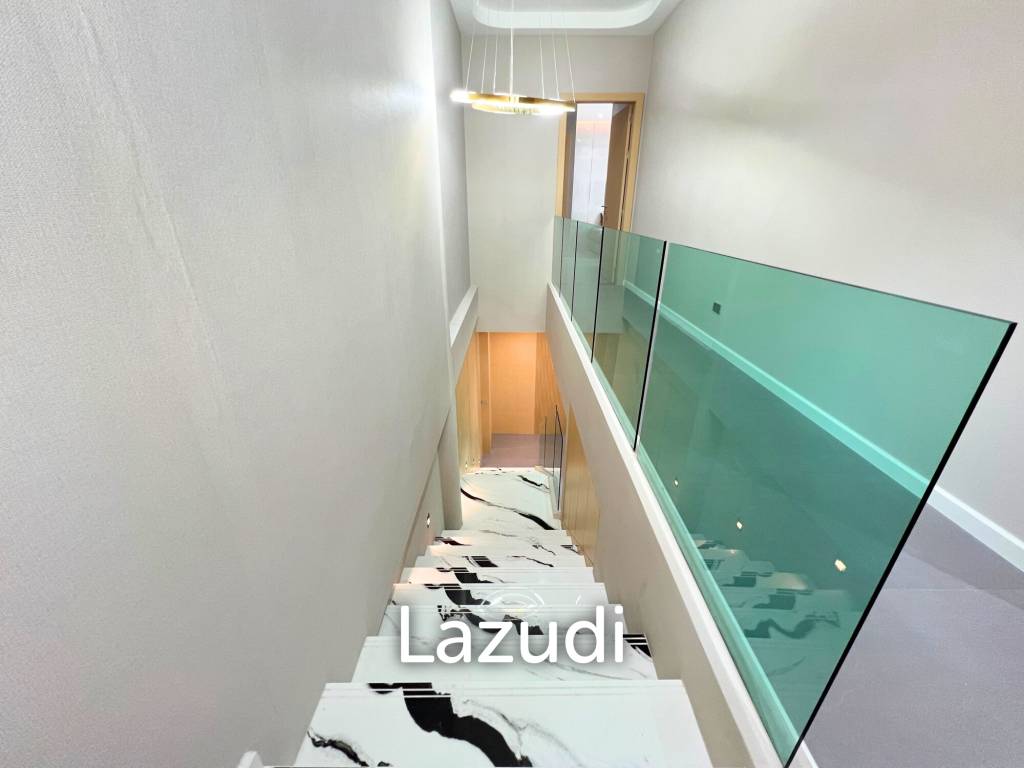 4 Beds 5 Baths 250 SQ.M. Modern Luxury Design