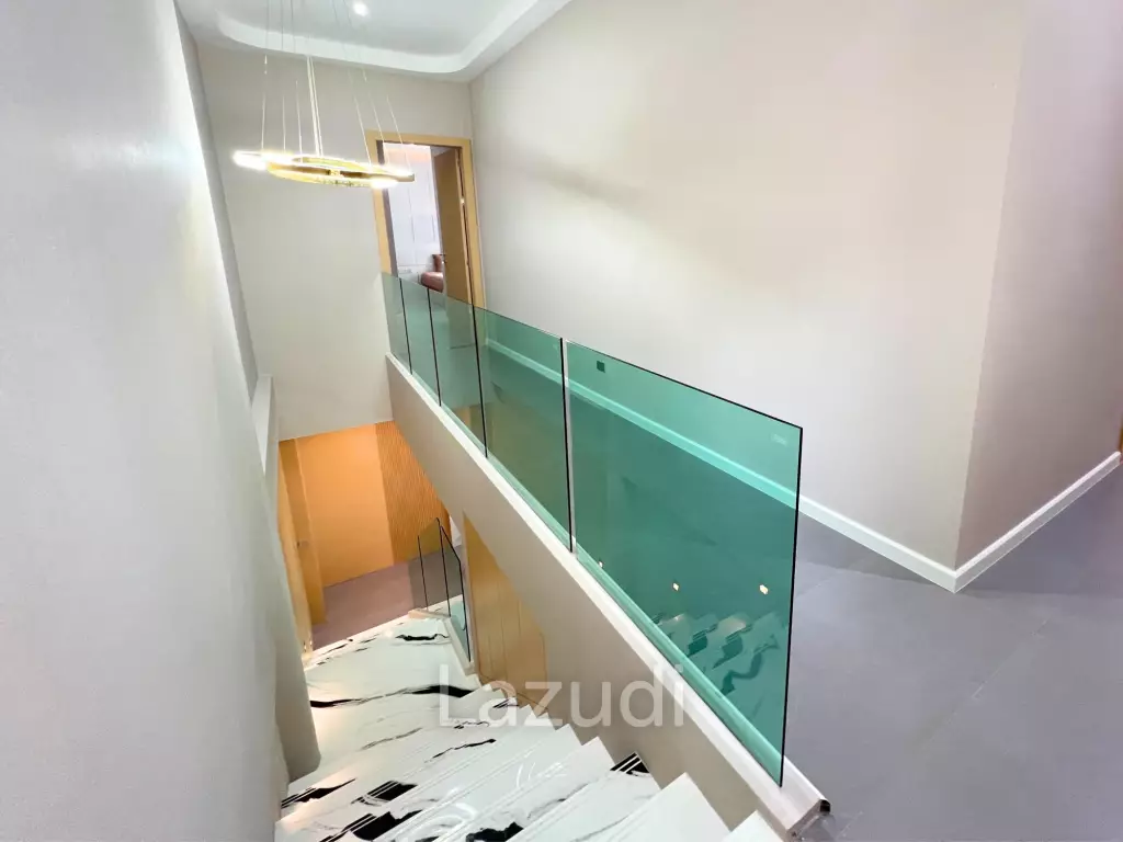 4 Beds 5 Baths 250 SQ.M. Modern Luxury Design