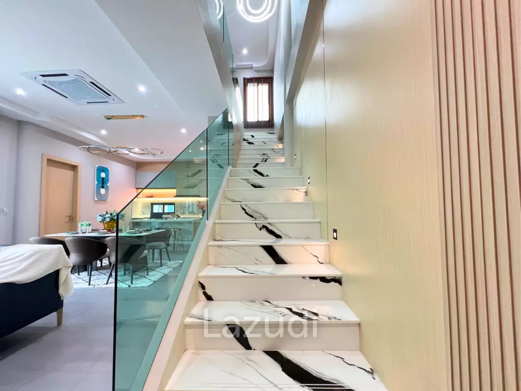 4 Beds 5 Baths 250 SQ.M. Modern Luxury Design