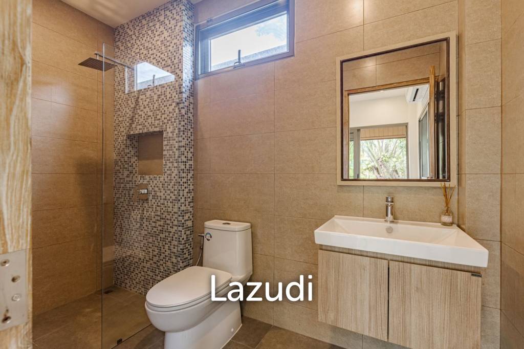 Luxury 3-Bed Standalone Villa in Bangjo