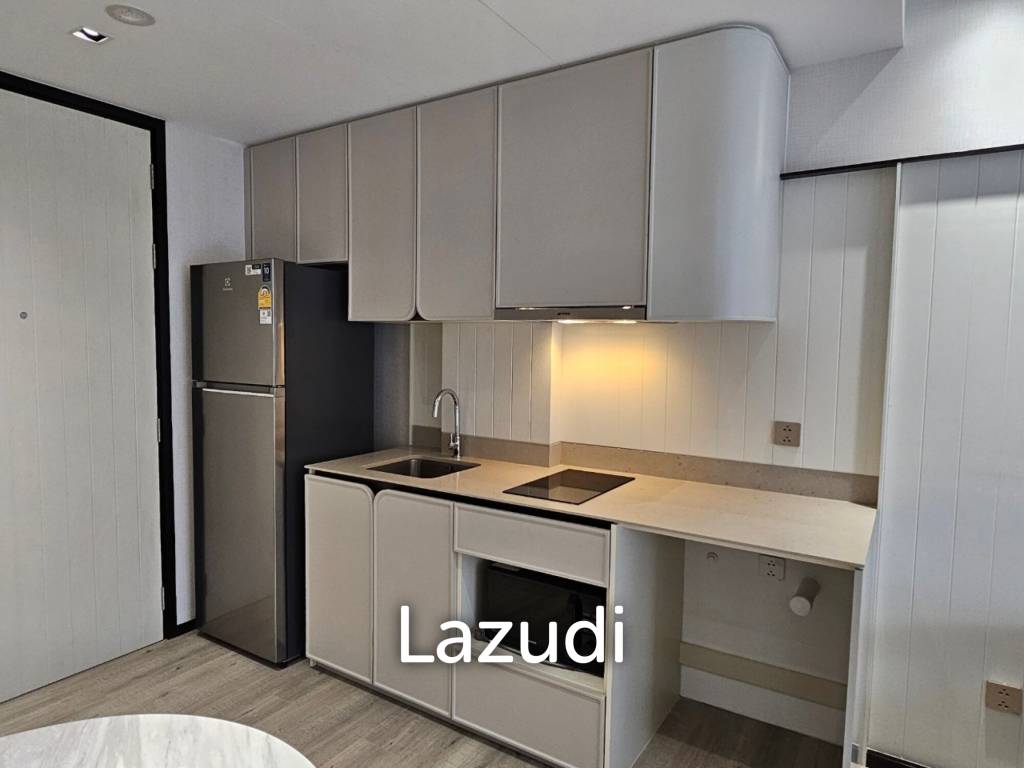 INTERCONTINENTAL RESIDENCES : 1 Bed Beachfront condo for Sale