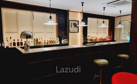 Elegant Thong Lo/Petchburi Corner Gem — 416sqm Restaurant Space with Outdoor Space and Ample Parking