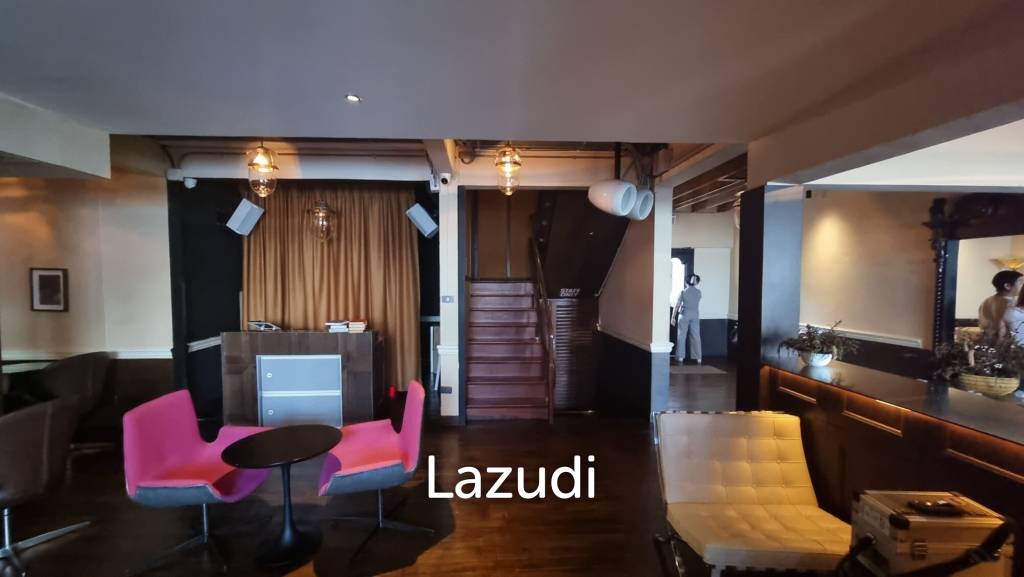 Elegant Thong Lo/Petchburi Corner Gem — 416sqm Restaurant Space with Outdoor Space and Ample Parking