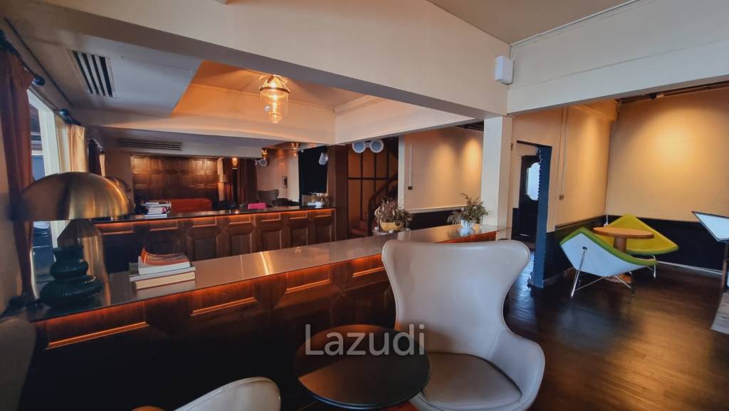 Elegant Thong Lo/Petchburi Corner Gem — 416sqm Restaurant Space with Outdoor Space and Ample Parking