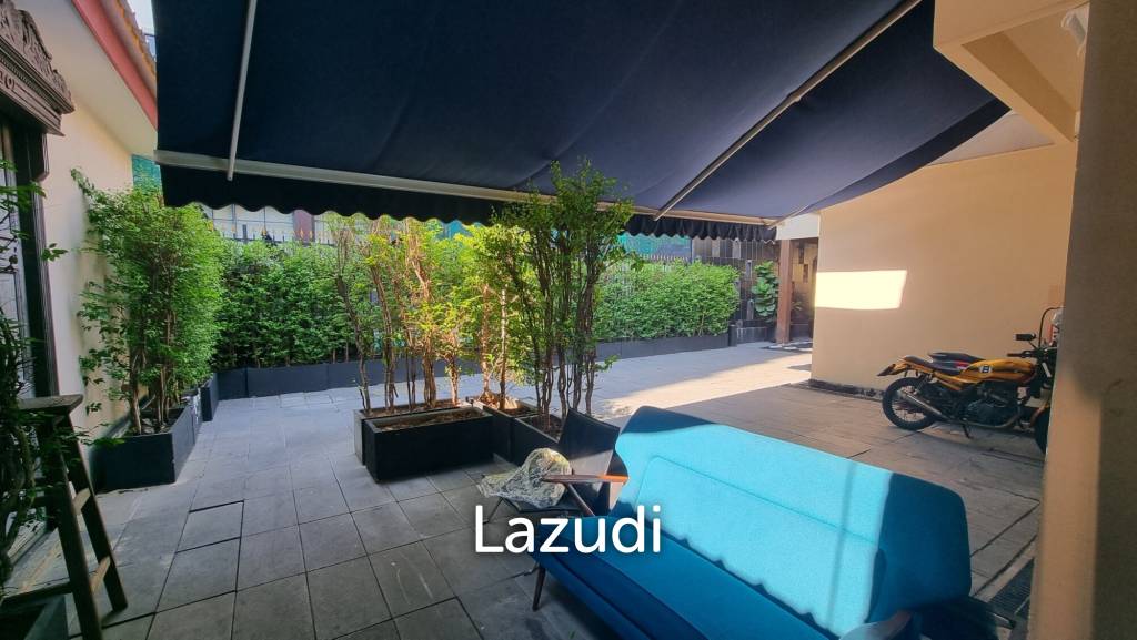 Elegant Thong Lo/Petchburi Corner Gem — 416sqm Restaurant Space with Outdoor Space and Ample Parking