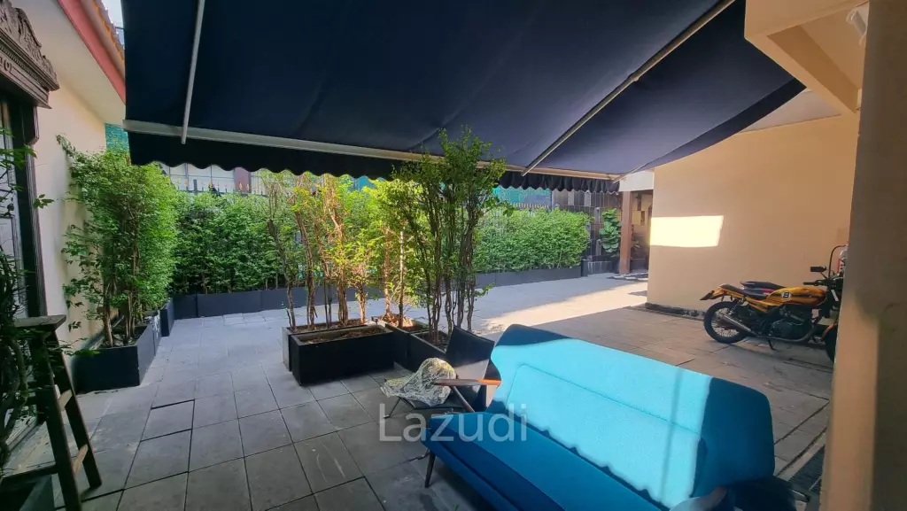 Elegant Thong Lo/Petchburi Corner Gem — 416sqm Restaurant Space with Outdoor Space and Ample Parking