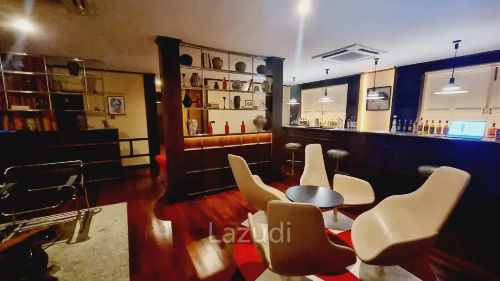 Elegant Thong Lo/Petchburi Corner Gem — 416sqm Restaurant Space with Outdoor Space and Ample Parking