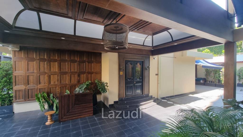 Elegant Thong Lo/Petchburi Corner Gem — 416sqm Restaurant Space with Outdoor Space and Ample Parking