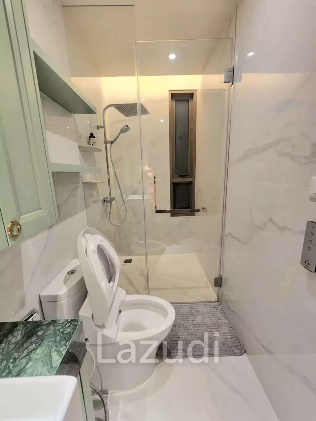 Veranda Residence: Stunning Beach front  3 beds 3 bath condo