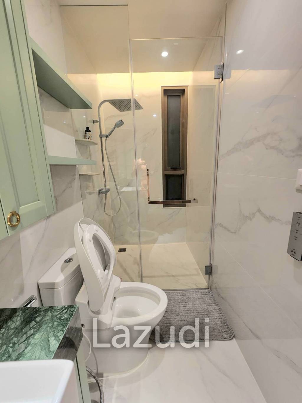 Veranda Residence: Stunning Beach front  3 beds 3 bath condo