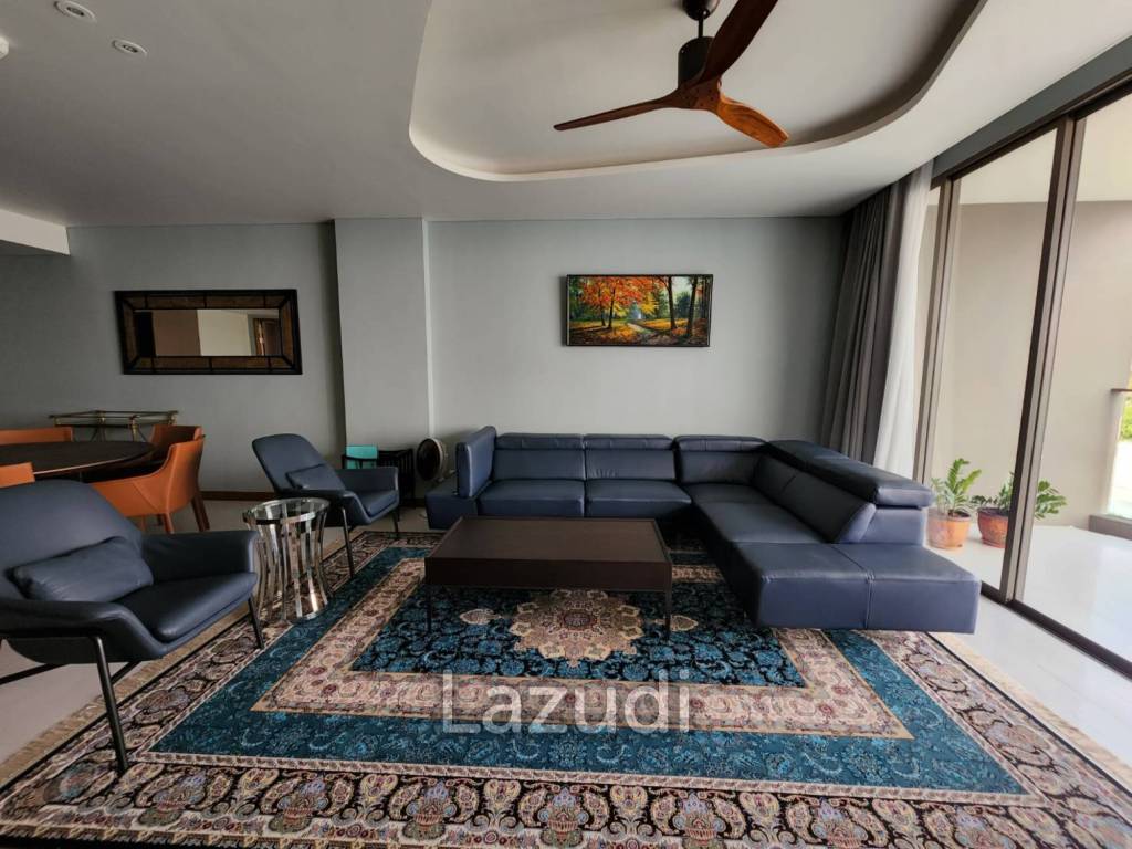 Veranda Residence: Stunning Beach front  3 beds 3 bath condo