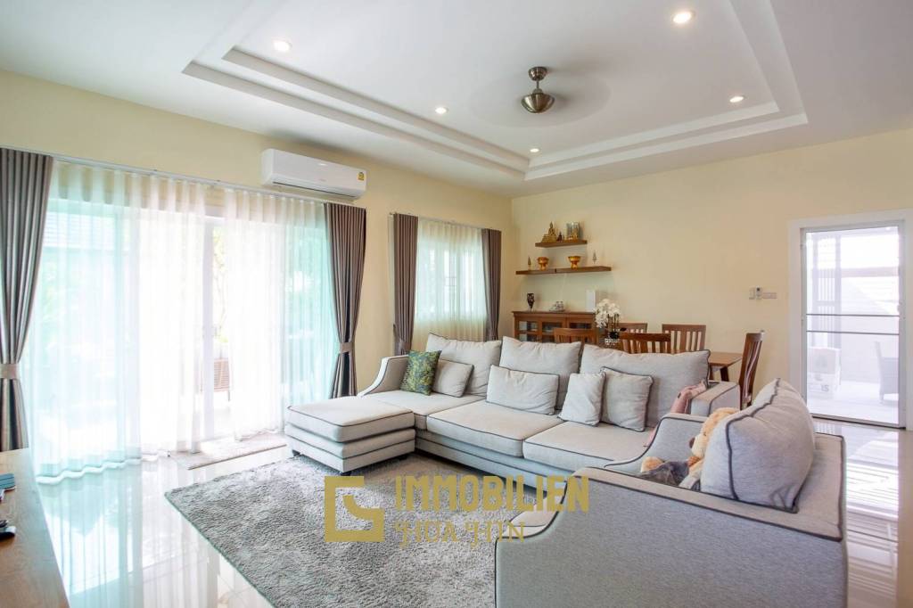 วิลล่า 3 ห้องนอนในโครงการเอ็มเมอรัลด์ ซีนเนอรี่ หัวหิน