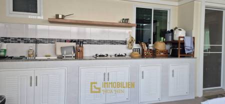 วิลล่า 3 ห้องนอนในโครงการเอ็มเมอรัลด์ ซีนเนอรี่ หัวหิน